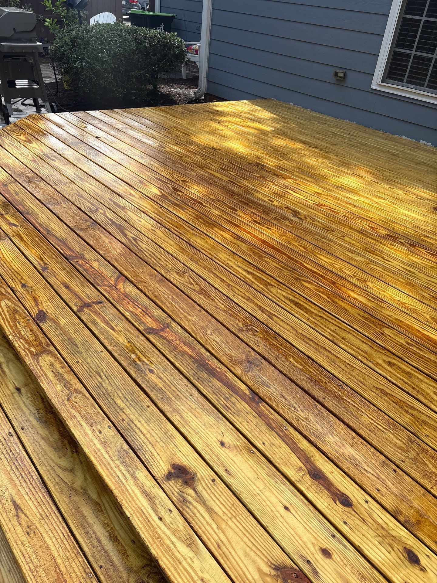 Deck using Wood Sealant by DuraSeal