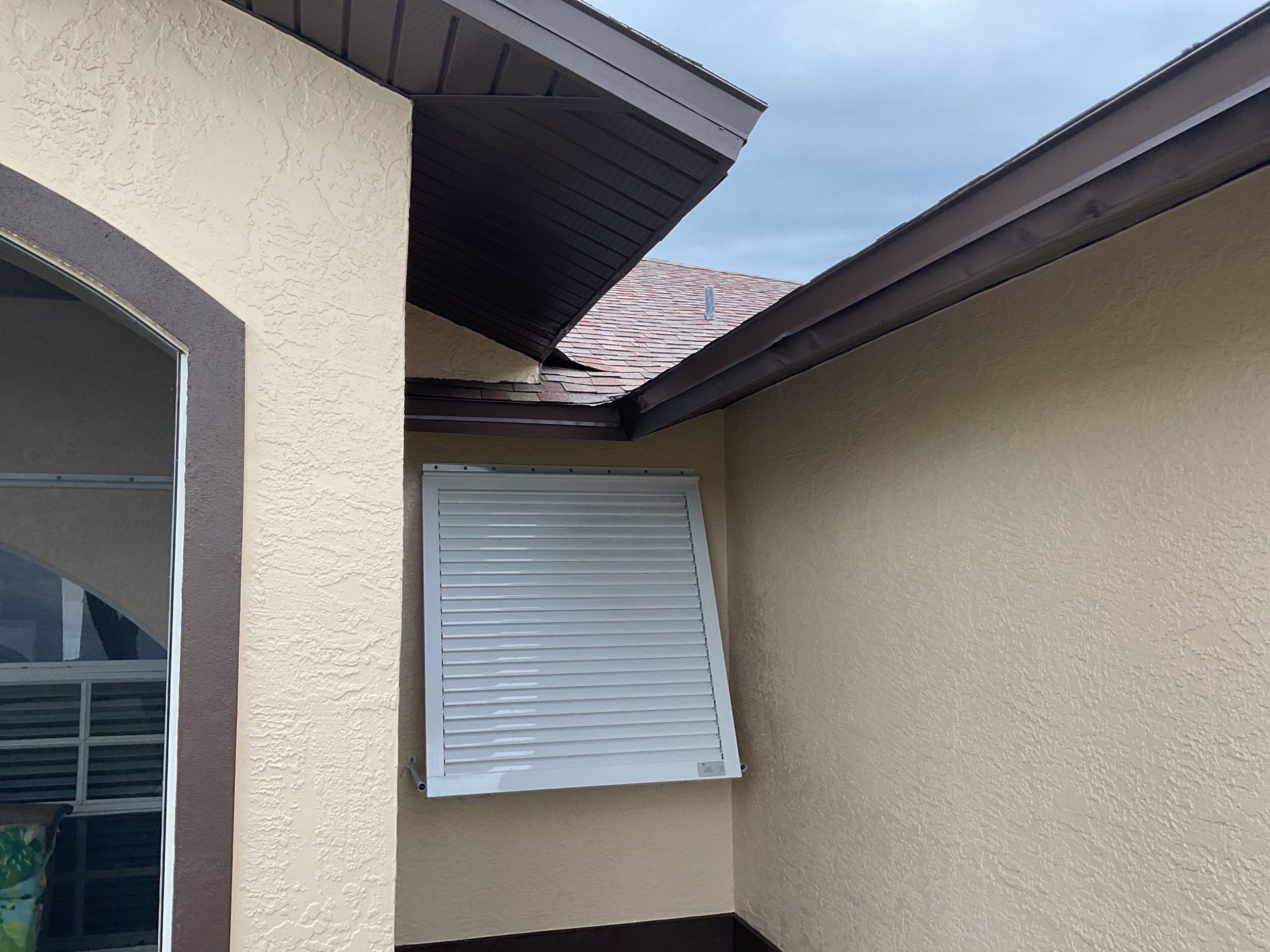 Musket Brown Seamless Gutters using Royal Brown by Gutter Professors