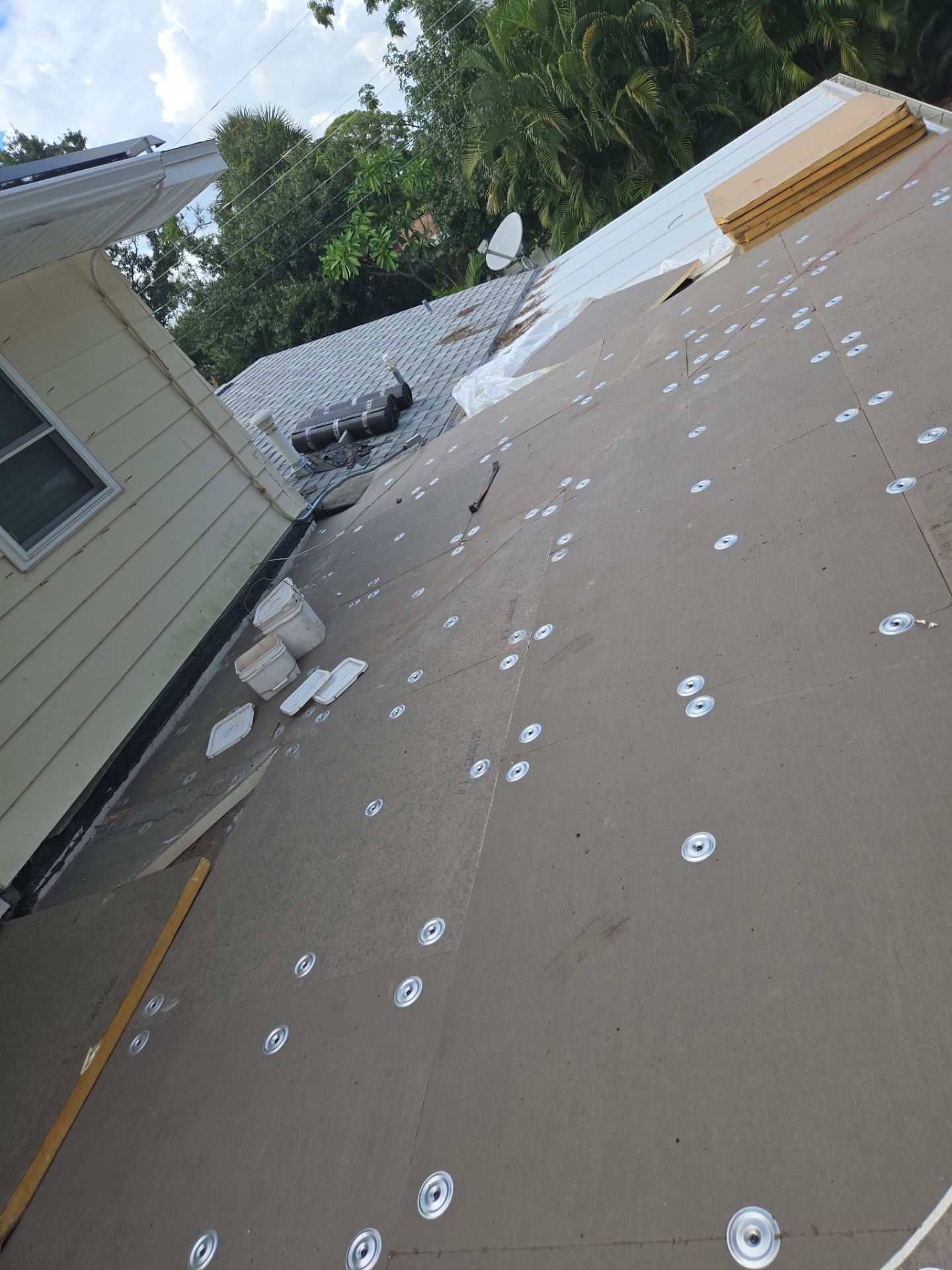 Project in St. Petersburg 33712 by Mitchell Roofing Company LLC 