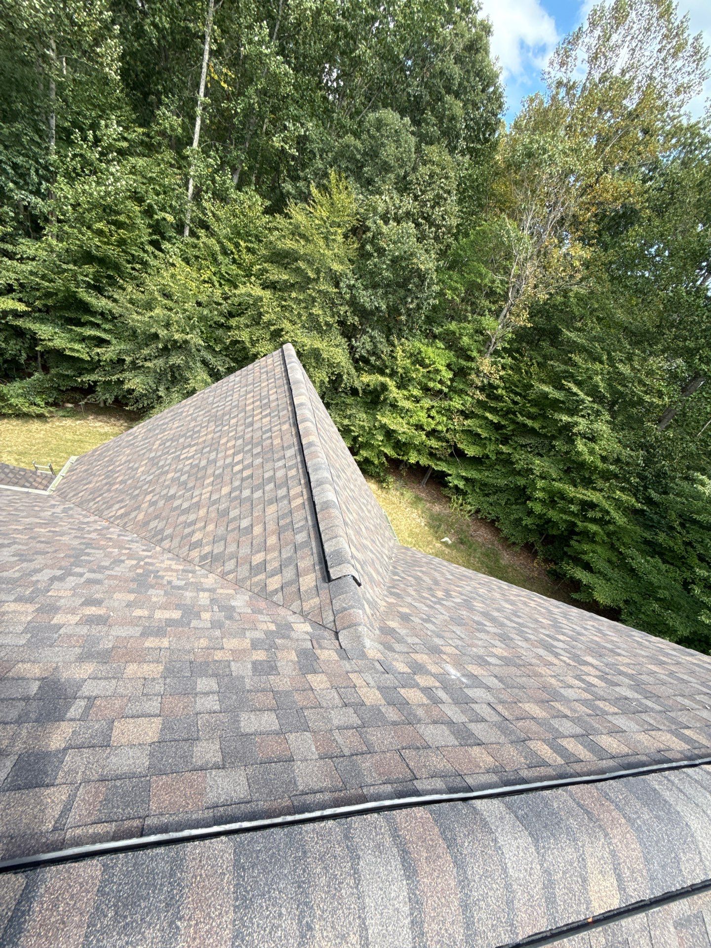 Fairfax station: Residential Roof with CertainTeed Landmark Pro in Max Def Shenandoah  by RM Banning, Inc.