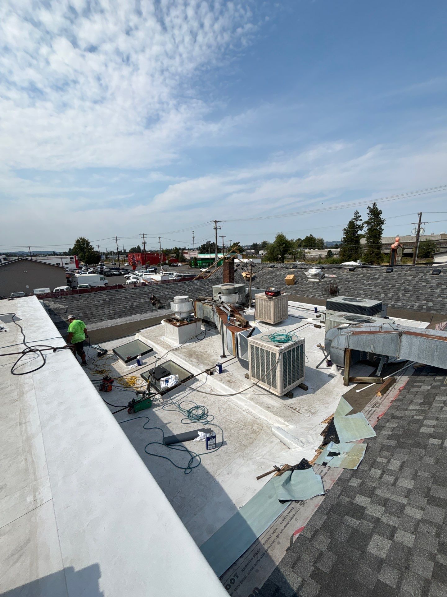 Summit Grey Lum Yun Salem Oregon Commercial Roof by Orezona Building & Roofing Company, Inc.