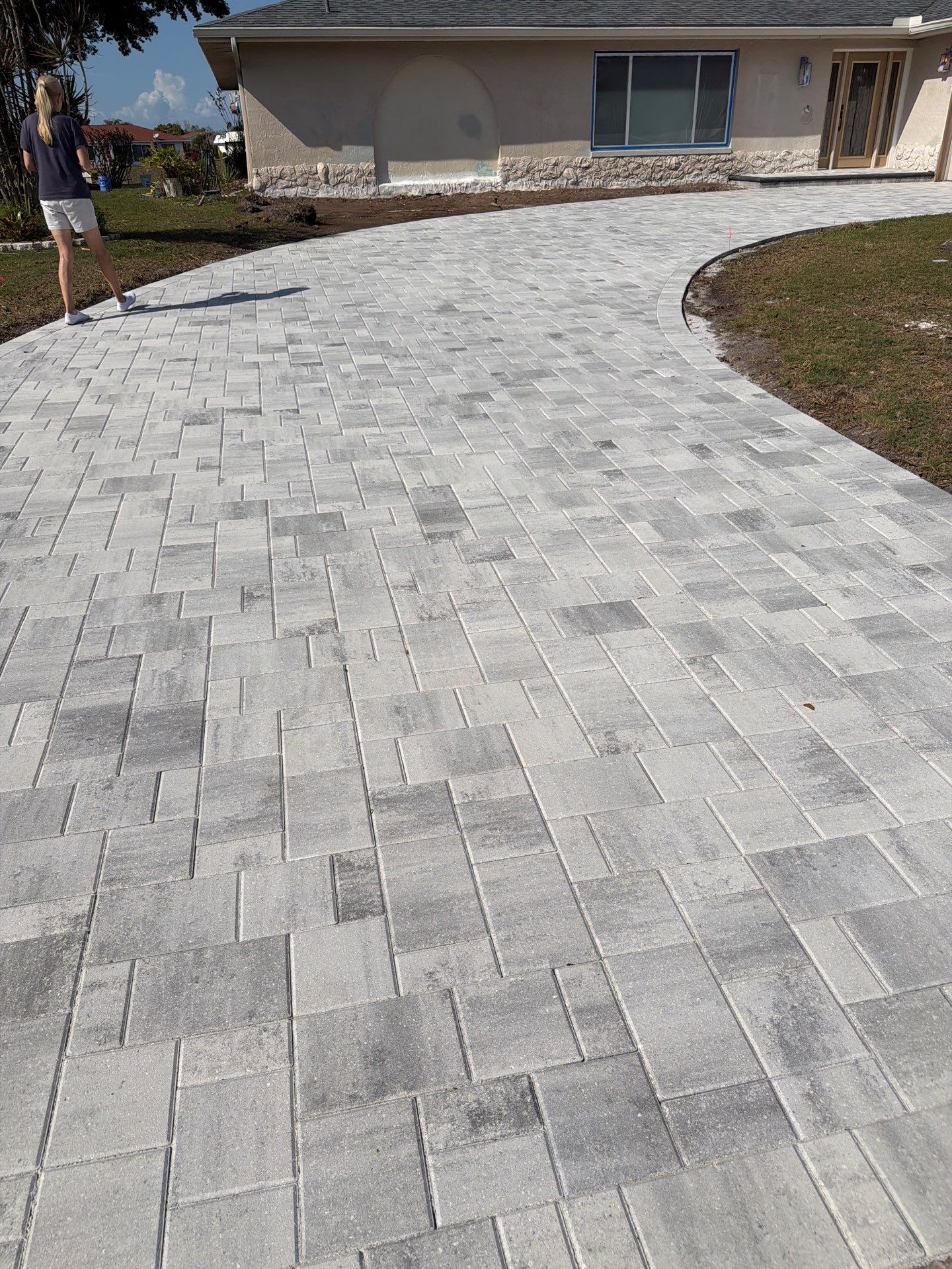 New Paver Driveway and Entryway Sealing in Sun City Center by Supreme Paver Experts