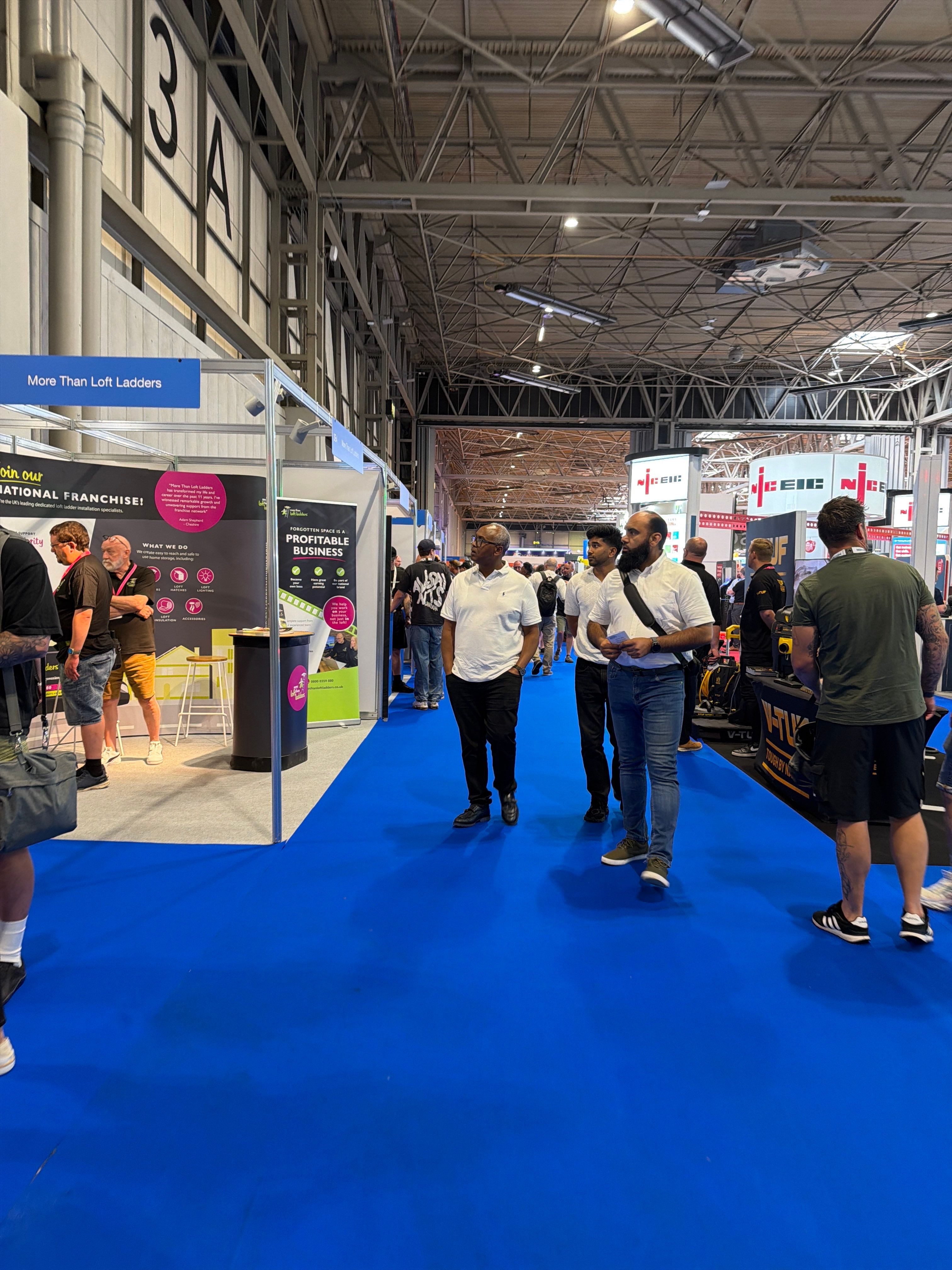 Software Demonstrations and Industry Networking at Installer Show UK by CompanyCam Sales Demo