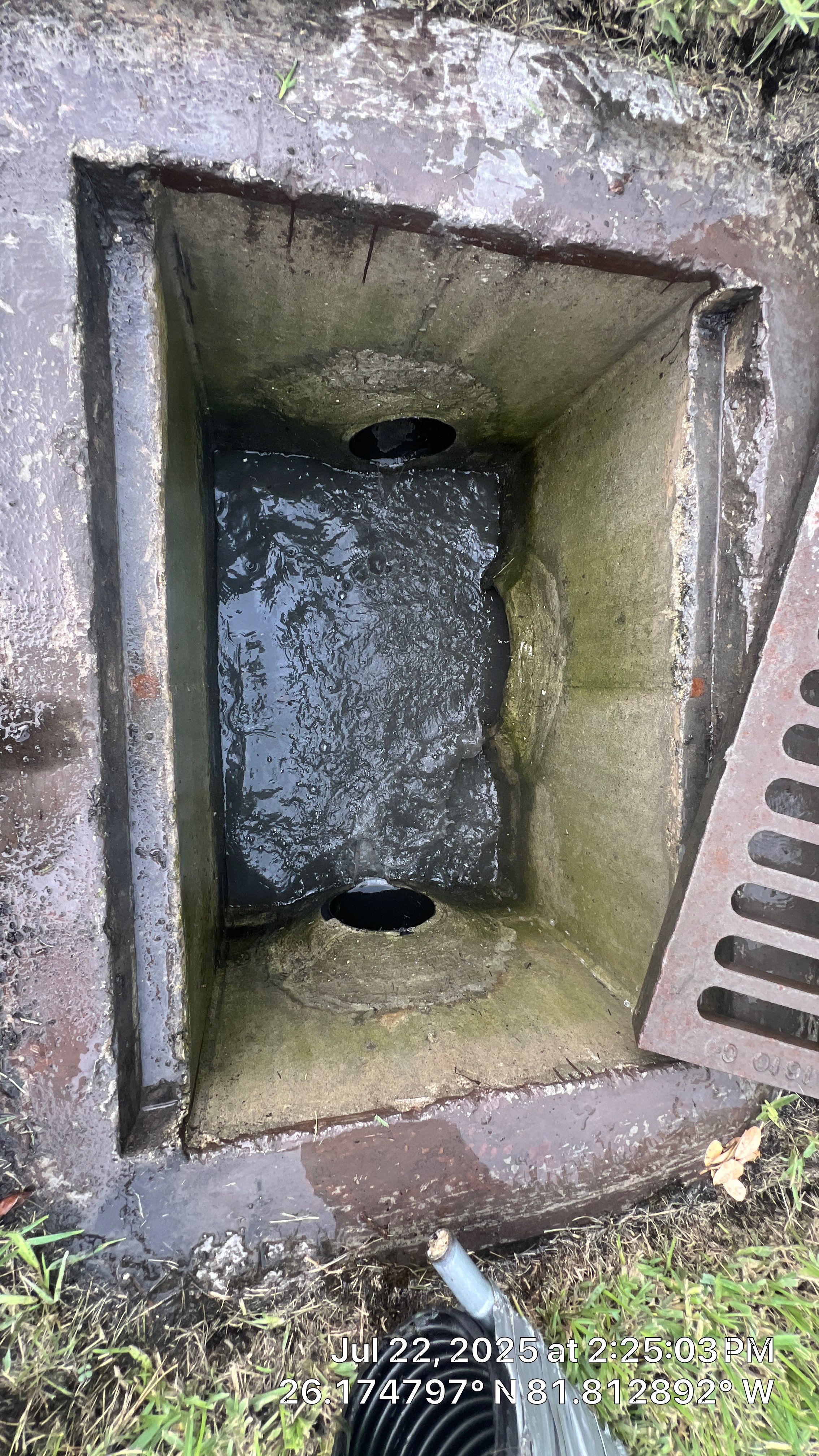 Naples Condo Complex Stormwater System Maintenance and Hurricane Cleanup by APS Power & Water