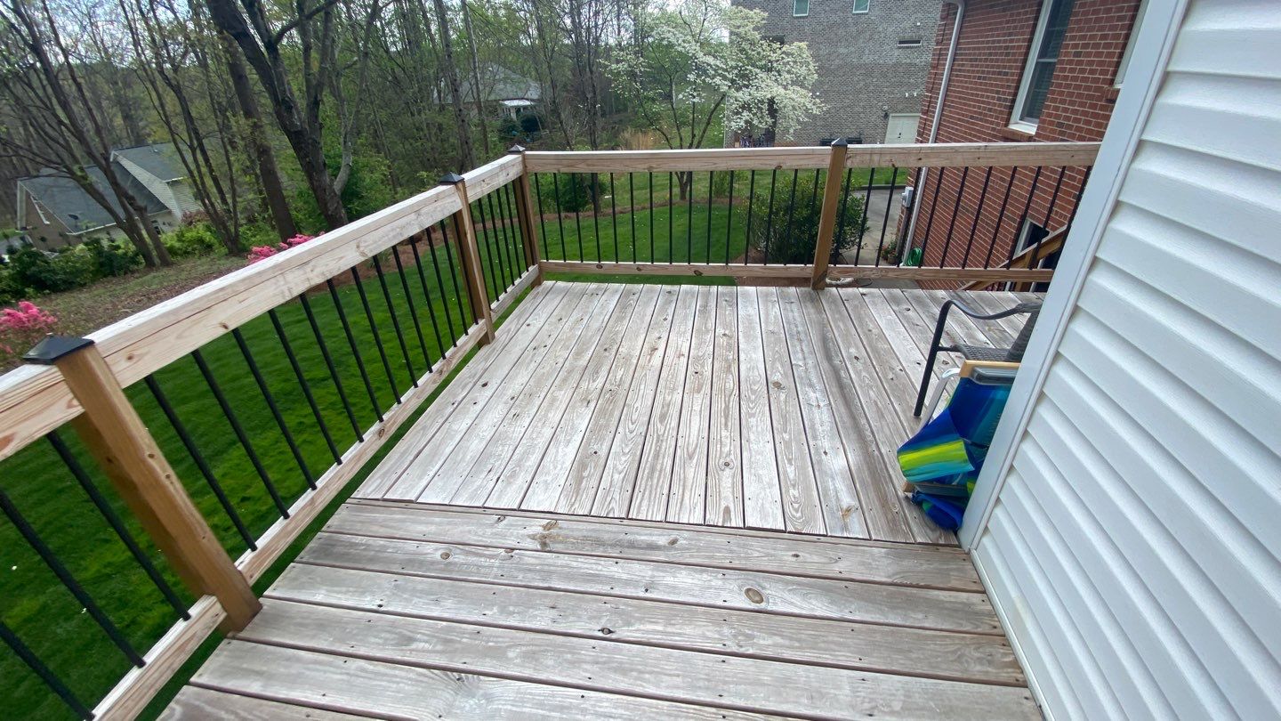 Weathered Deck using Wood Sealant by DuraSeal