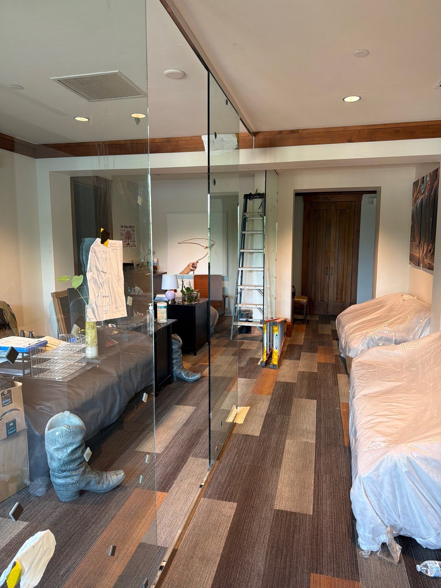 Vaquero Country Club - Interior Office by United Glass Commercial