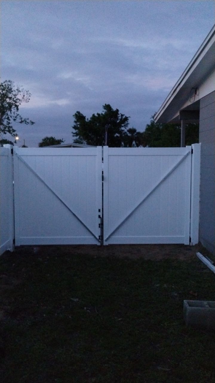 White Vinyl Privacy Fence Installation In North Port, FL by Asap fence and gates, LLC