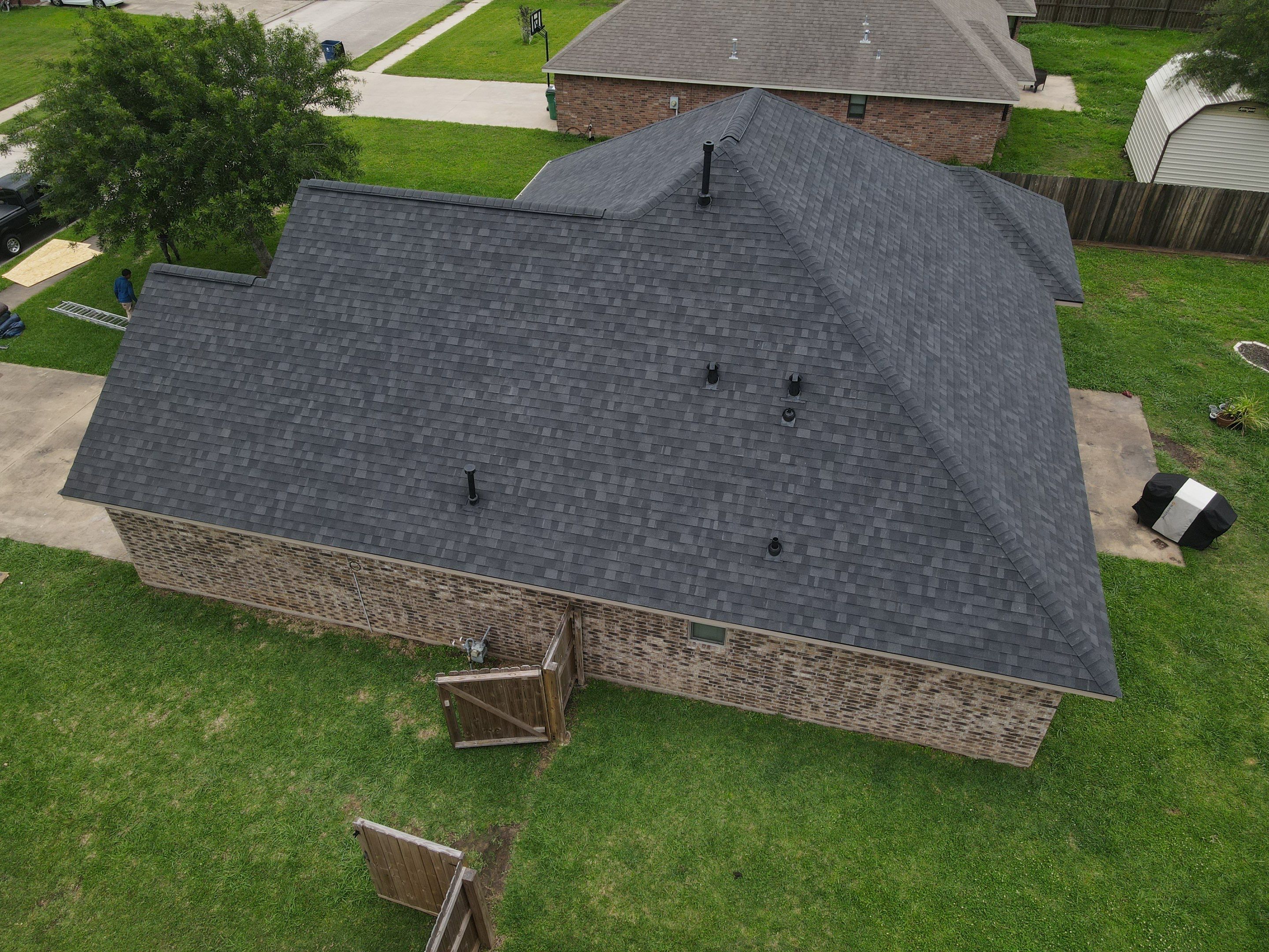 Residential Roofing Installation using Owen's Corning Duration by Roof Concepts Construction