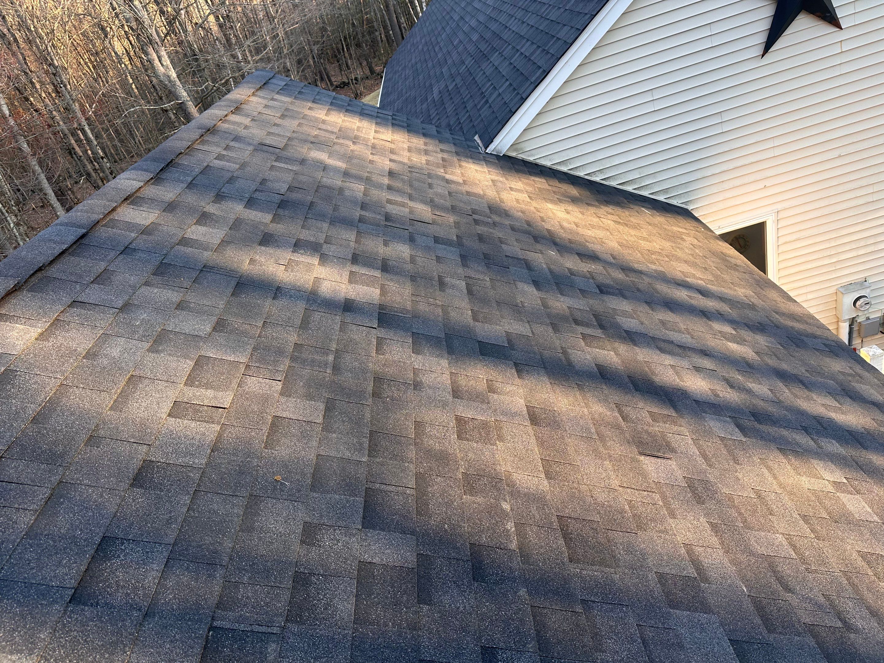 Vinyl Siding and Asphalt Roofing Replacement in Deerfield by Tall pine roofing