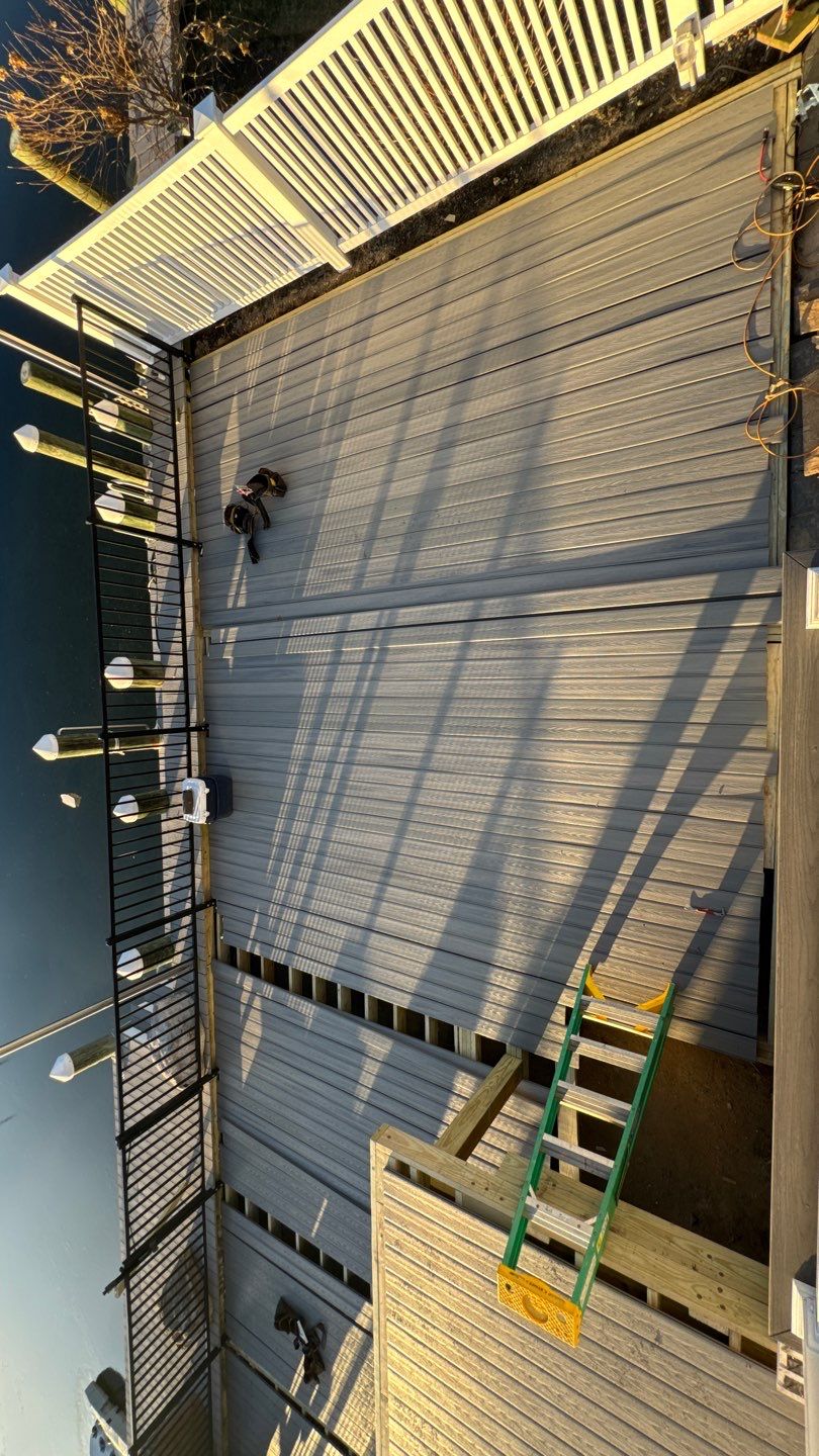 New Deck using Deckorators Venture - Color Saltwater by deck guardian