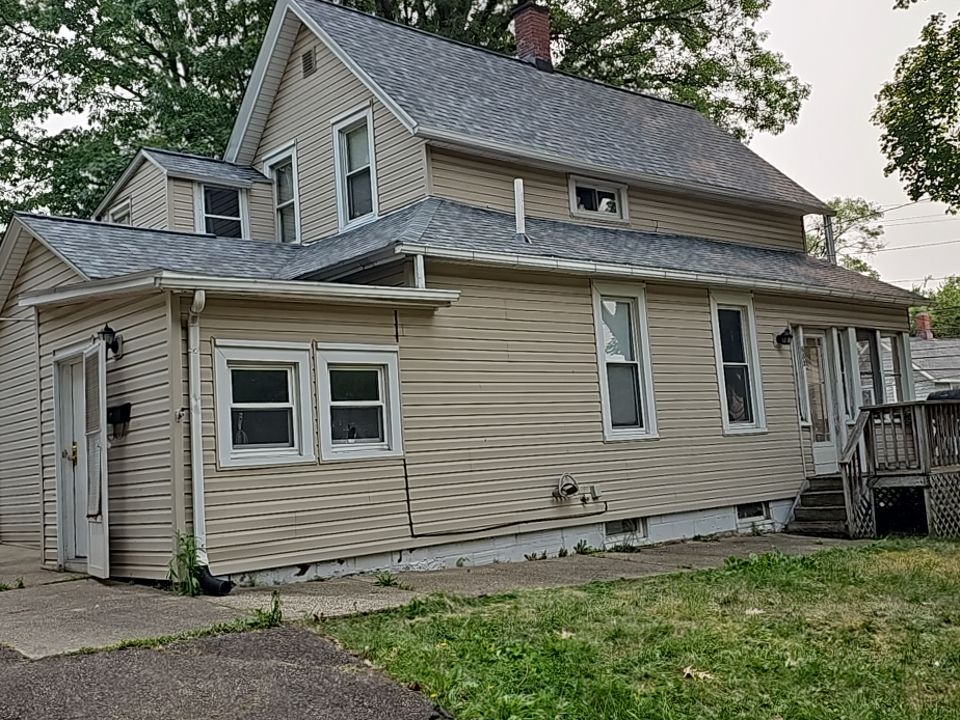 ATLAS PINNACLE COLOR: COASTAL GRANITE by Eagle Eye Roofing