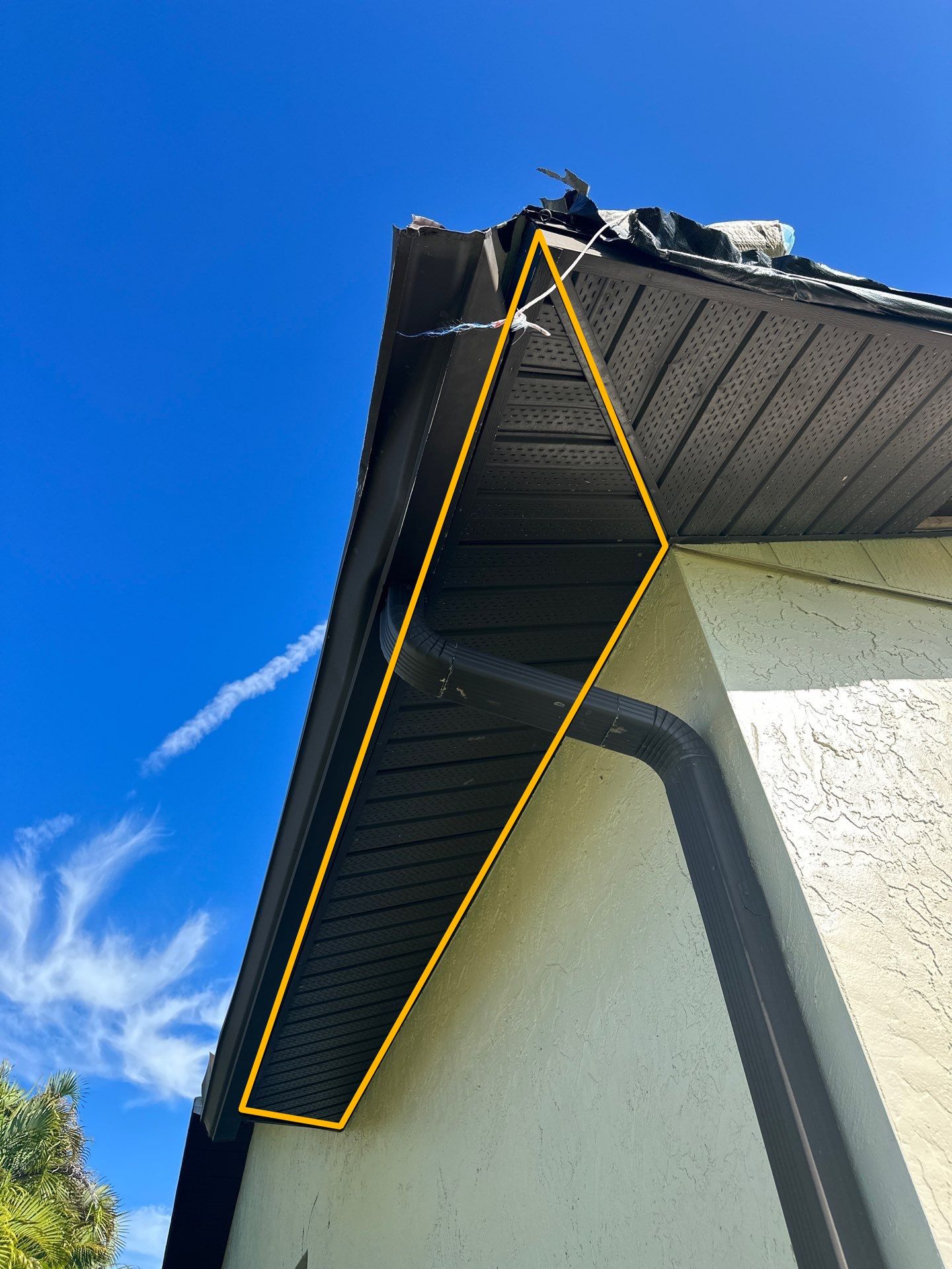 6-inch Aluminum Bronze Seamless Project with Downspouts, Splash Guards. Soffit&Fascia in Cape Coral FL by Gutter Professors