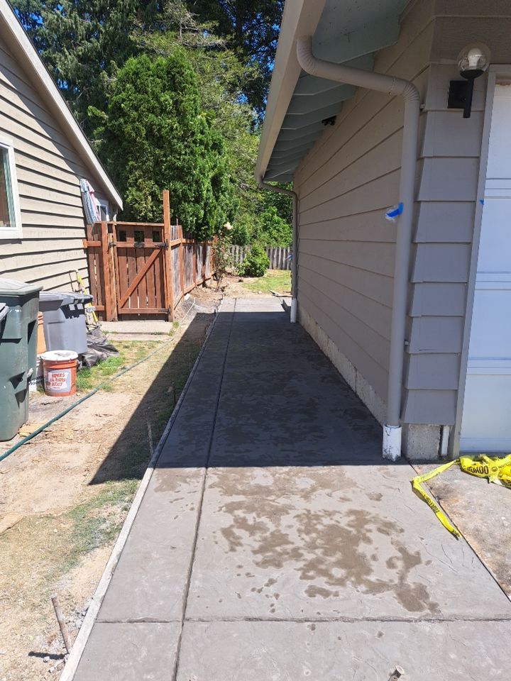 Chris | Stamped Concrete Patio, Walkway & Steps by Jireh Asphalt & Concrete Inc 