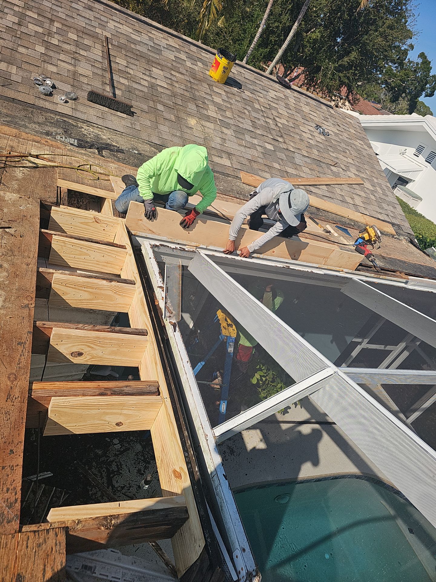 Project in Seminole 33776 by Mitchell Roofing Company LLC
