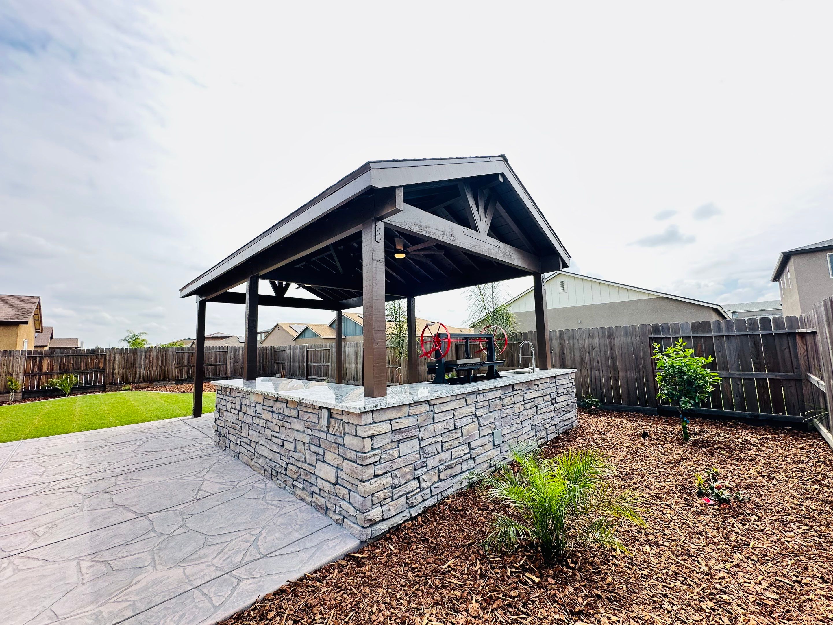 Project in Madera by SAVING PRO LANDSCAPING INC