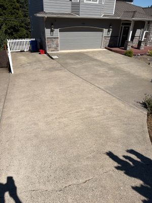 Exterior Cleaning / Pressure washing