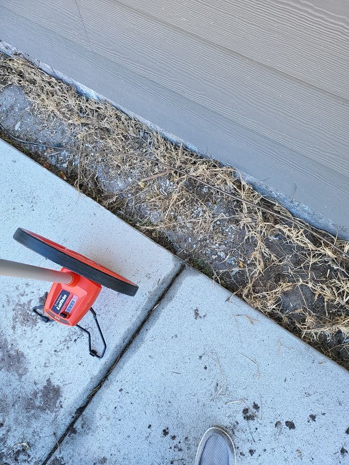 You can never go wrong with Horizontal by Hip Square Fence Inc.
