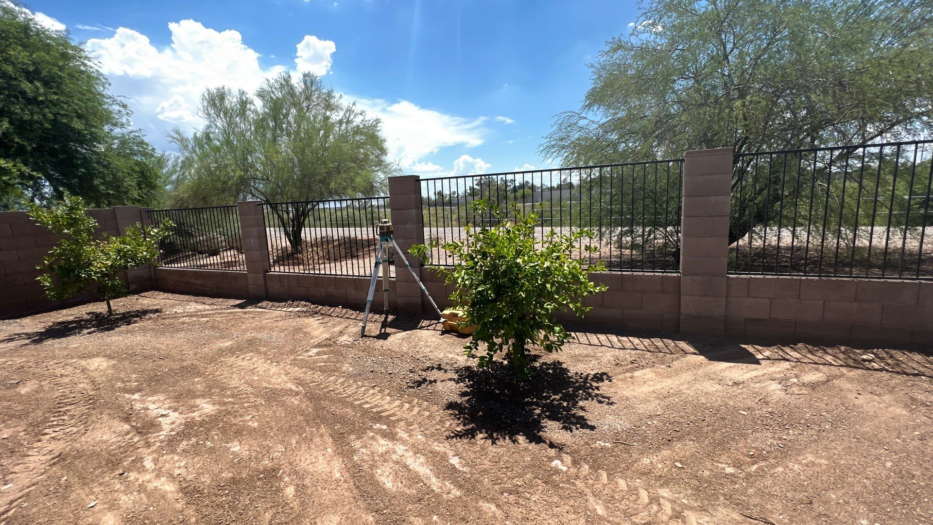 Exterior Painting using Dunn-Edwards EVERSHIELD®  by Crash of Rhinos Painting & Garage Floors