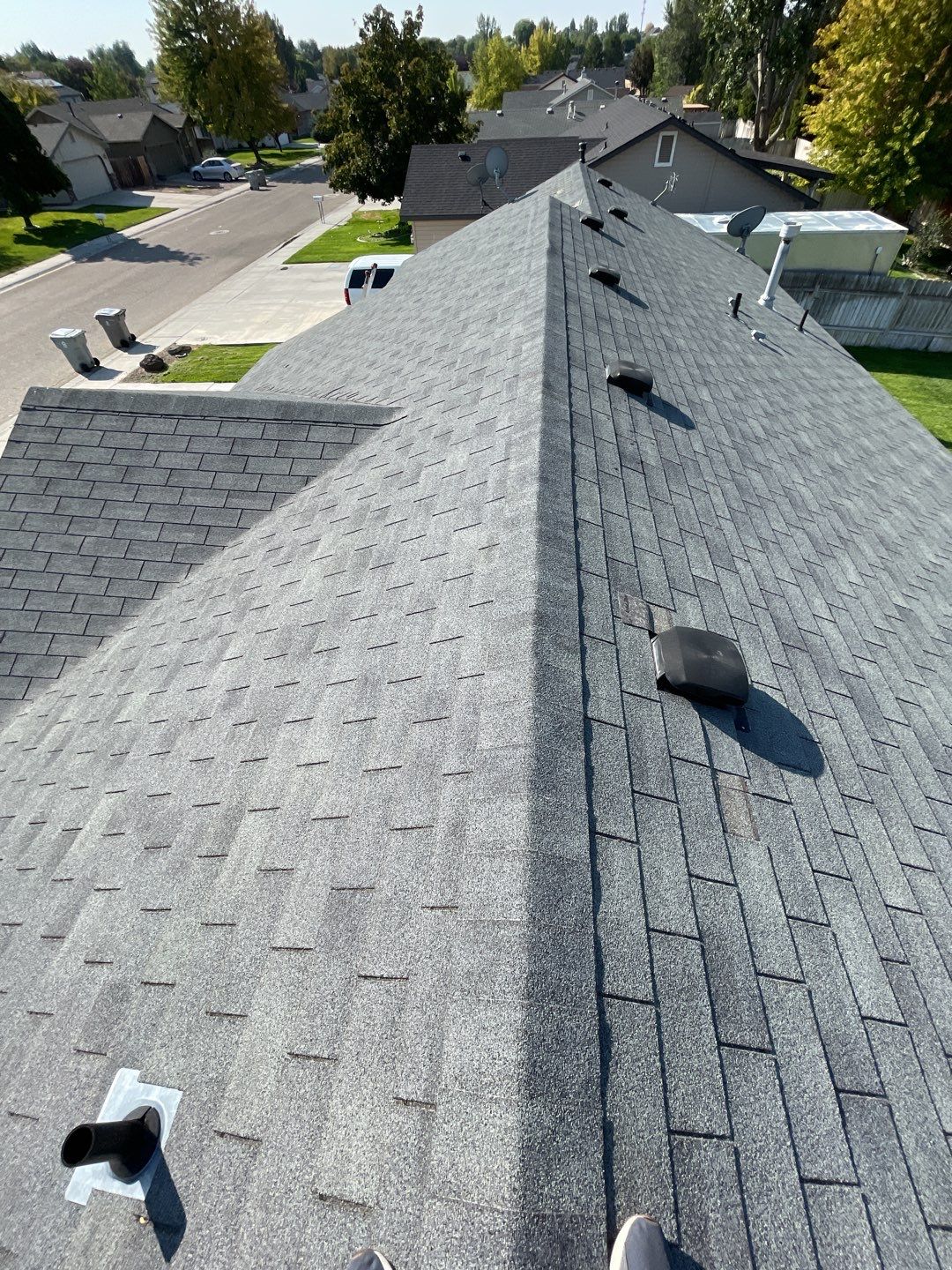 Nampa bungalow gets residential roofing using Owens Corning Oakridge in Teak by ID Roofing LLC