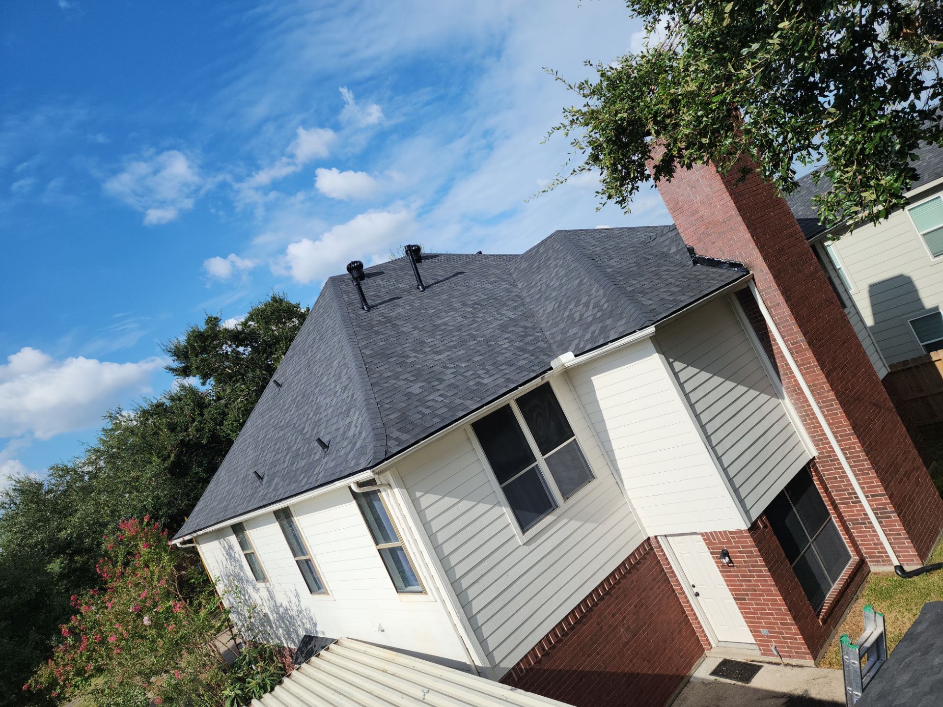 Residential Roofing Installation using Owen's Corning Duration (Lifetime) Shingles by Roof Repair Company