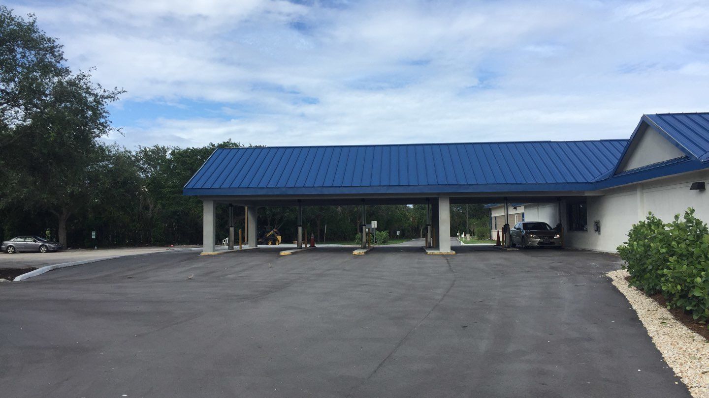 Residential Roofing Installation using 1.5'' Mechanical Seam by BLUES BROTHERS CONSTRUCTION CORP