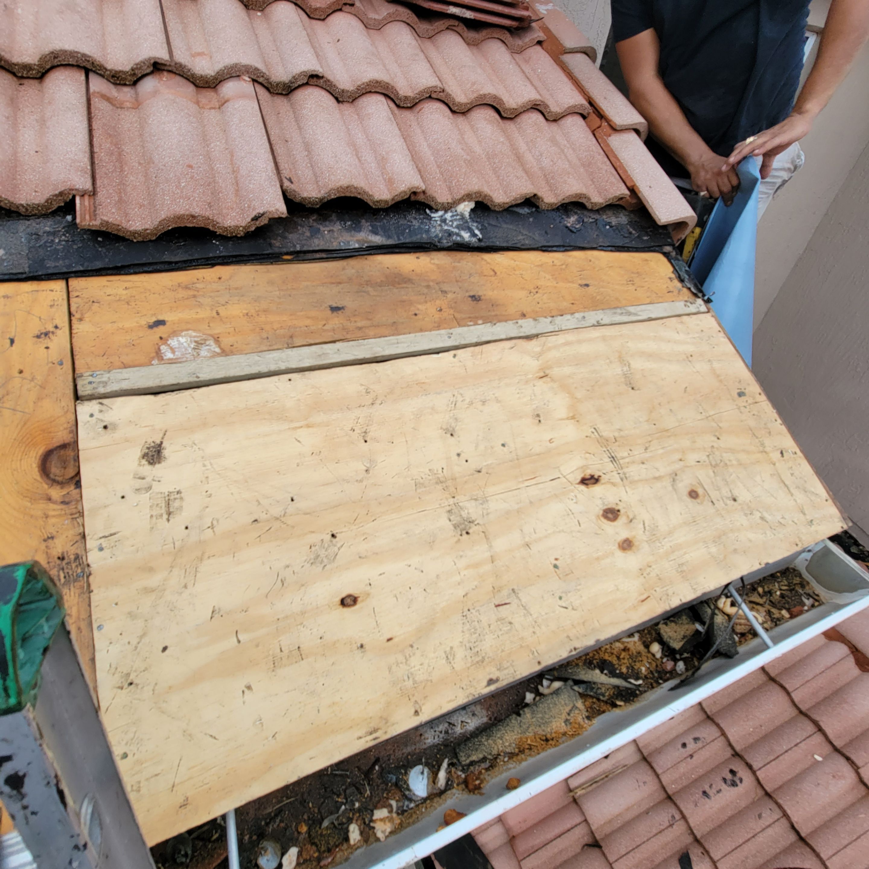 Villa Sonrisa Dr., Boca Raton, FL by G&J Roofing 