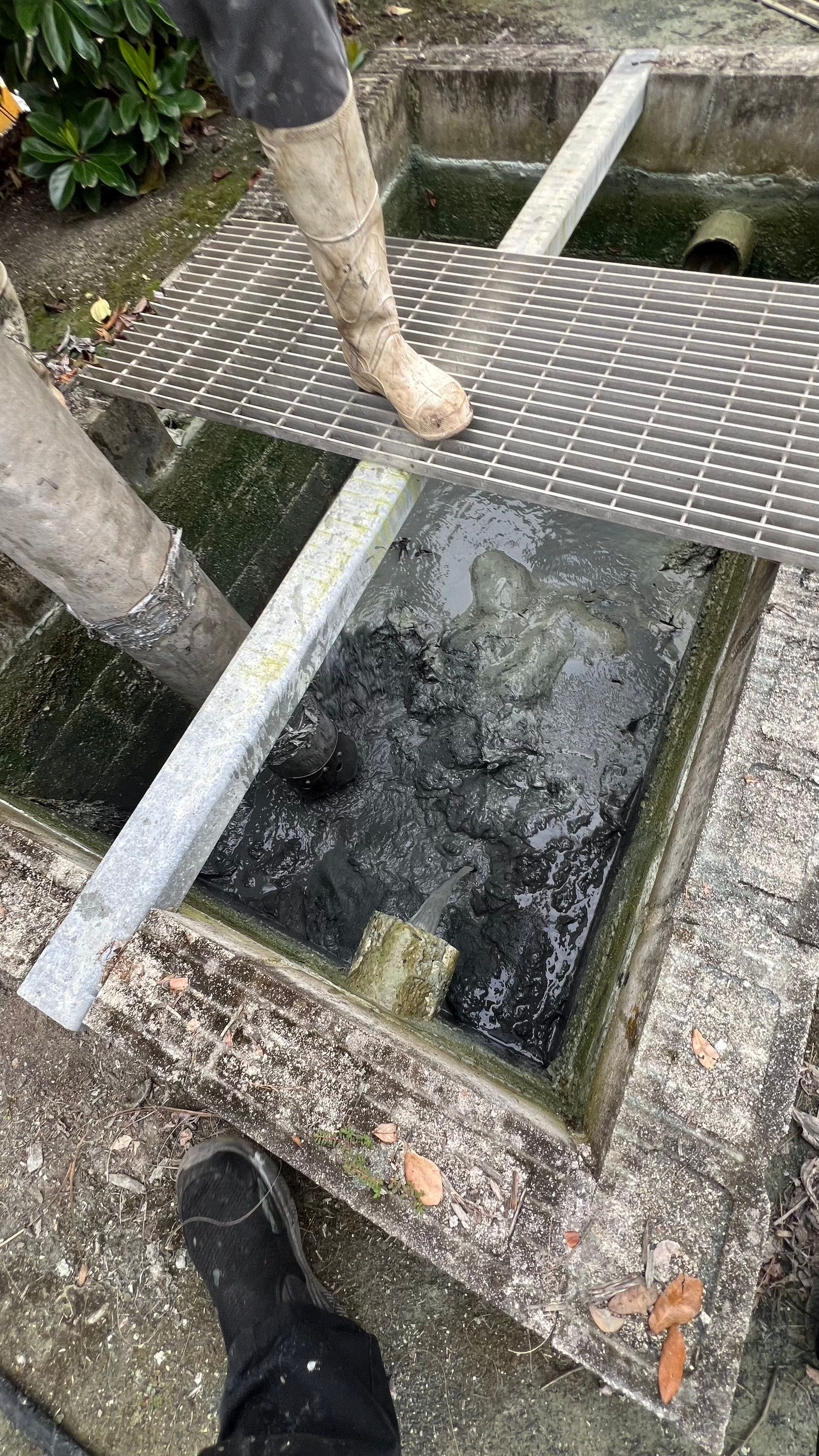 Cleaning Tennis Court Catch Basins by Don Mar, Inc. Storm Water Solutions