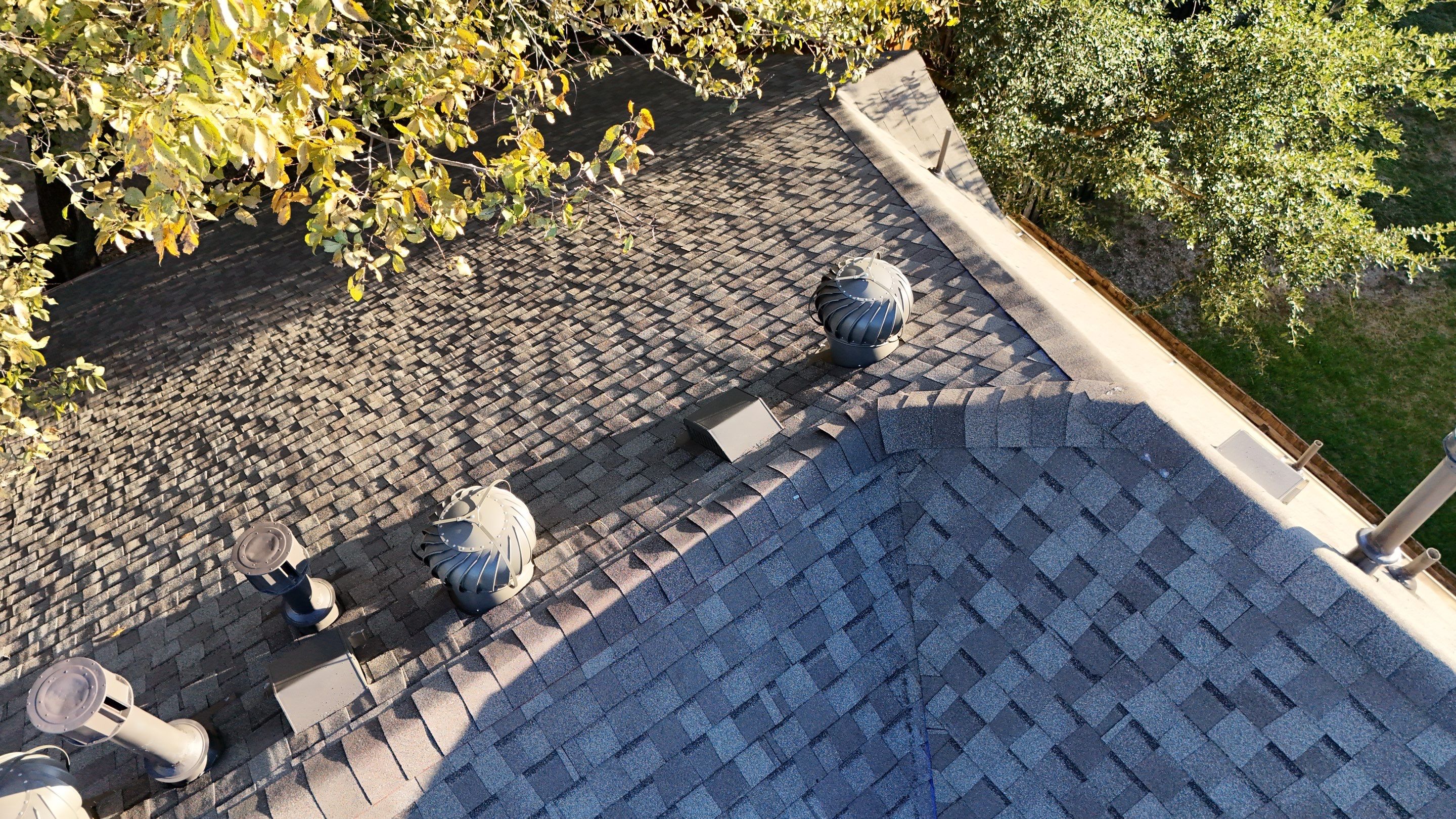 Project in Dallas by Armor Roofing | Exteriors