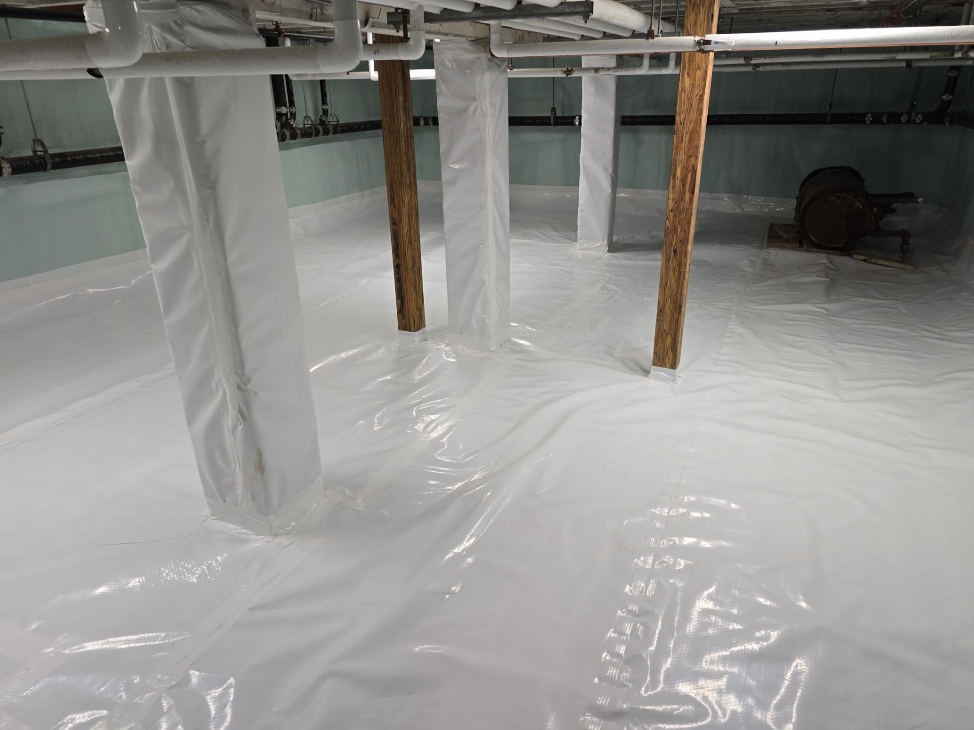 Crawl Space Encapsulation using Closed Cell Spray Foam by NYS Foam & Energy