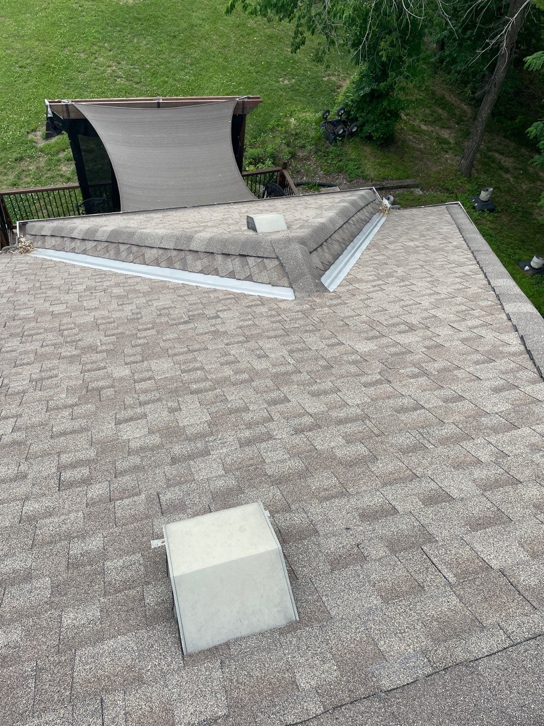 Complete Home Makeover  by EEC  Windows, Siding & Roofing 