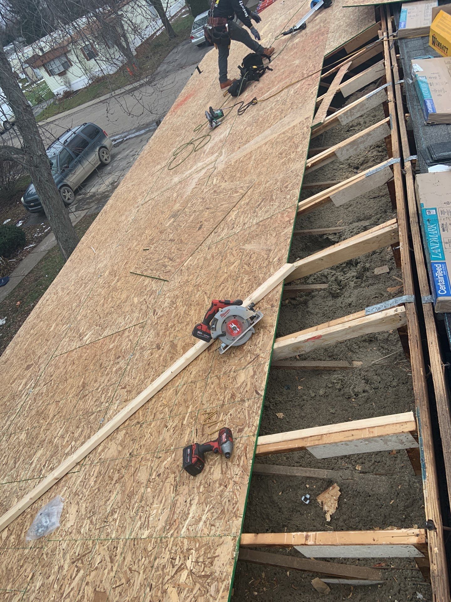 Roof Replacement using CertainTeed Landmark by 180 Contractors