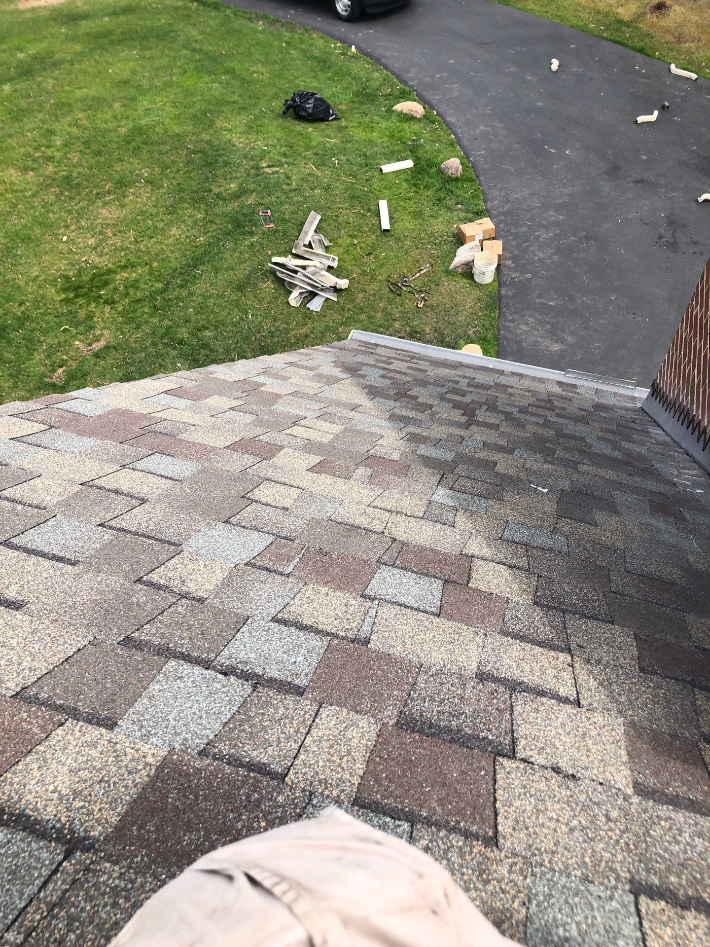 Burke: CertainTeed Landmark Pro Designer Shingles in Max Def Weathered Wood by RM Banning, Inc.