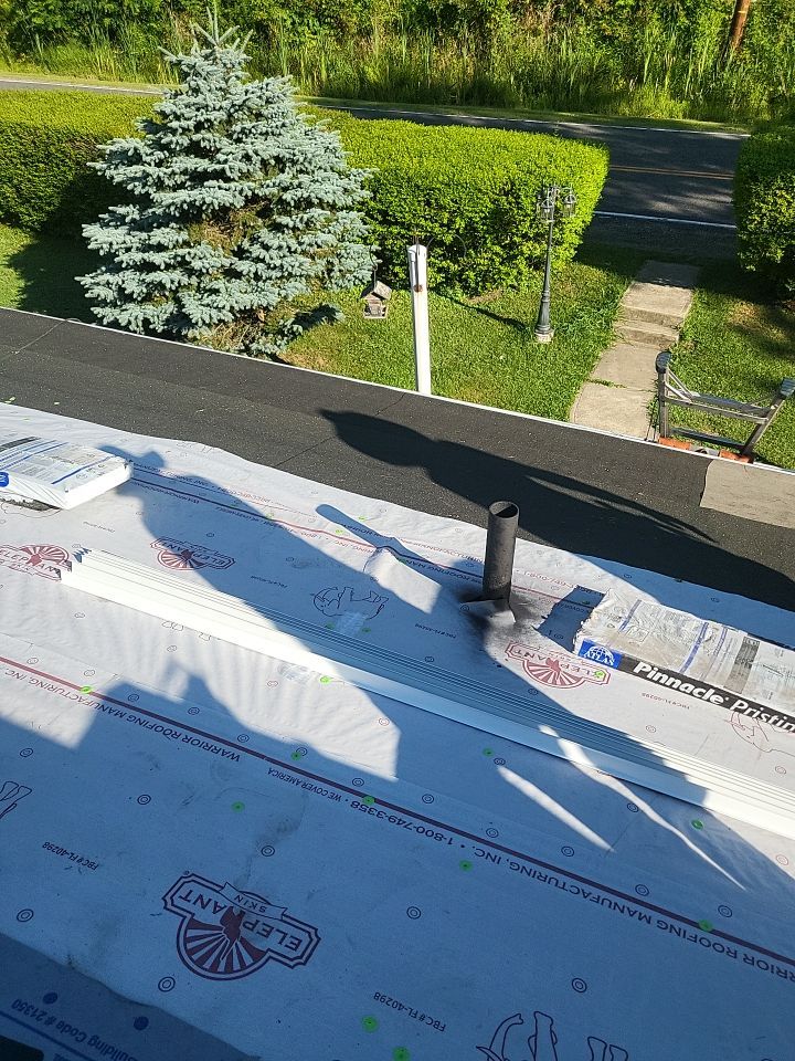 ATLAS PINNACLE COLOR: HEARTHSTONE by Eagle Eye Roofing