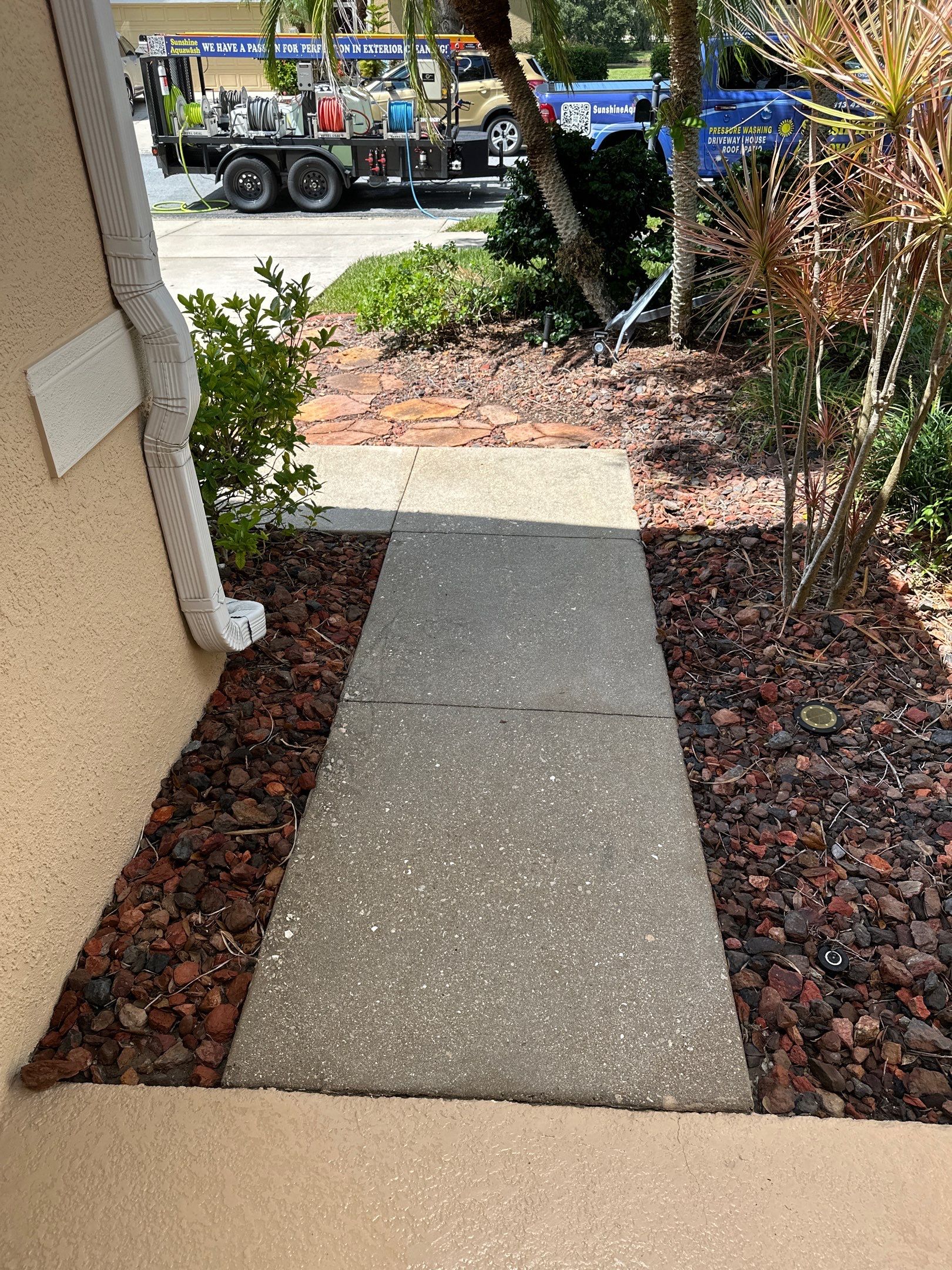 House Wash, Paver Patio Cleaning & Driveway Cleaning in Waterford – Palmetto, FL by Sunshine AquaWash