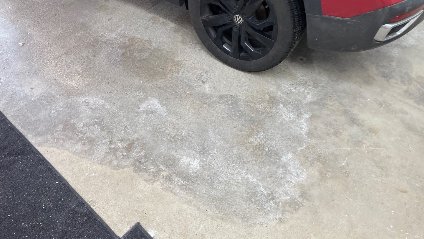 Garage in Nashua, NH 03063 by Symphony Concrete Coatings