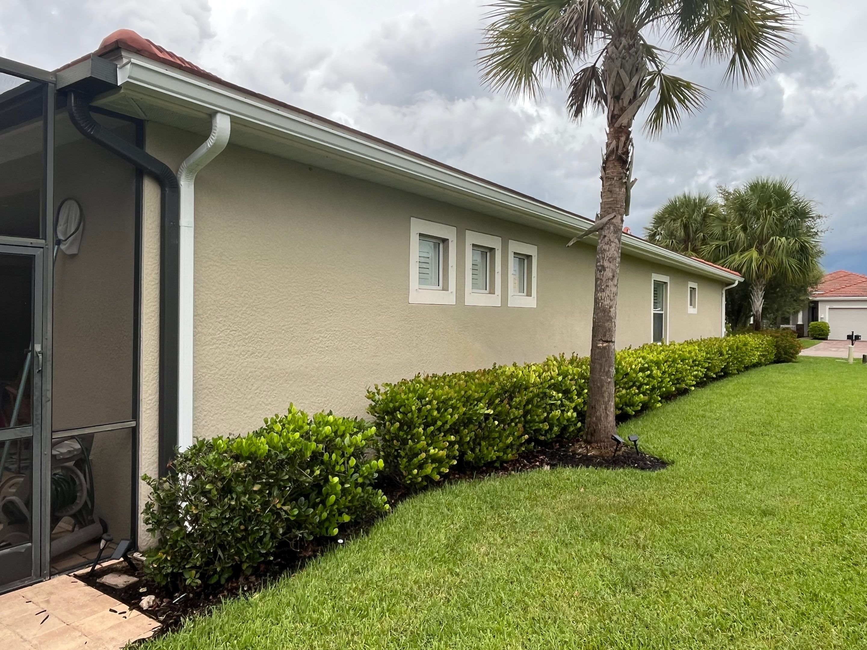 Seamless Gutters in Fort Myers FL by Gutter Professors