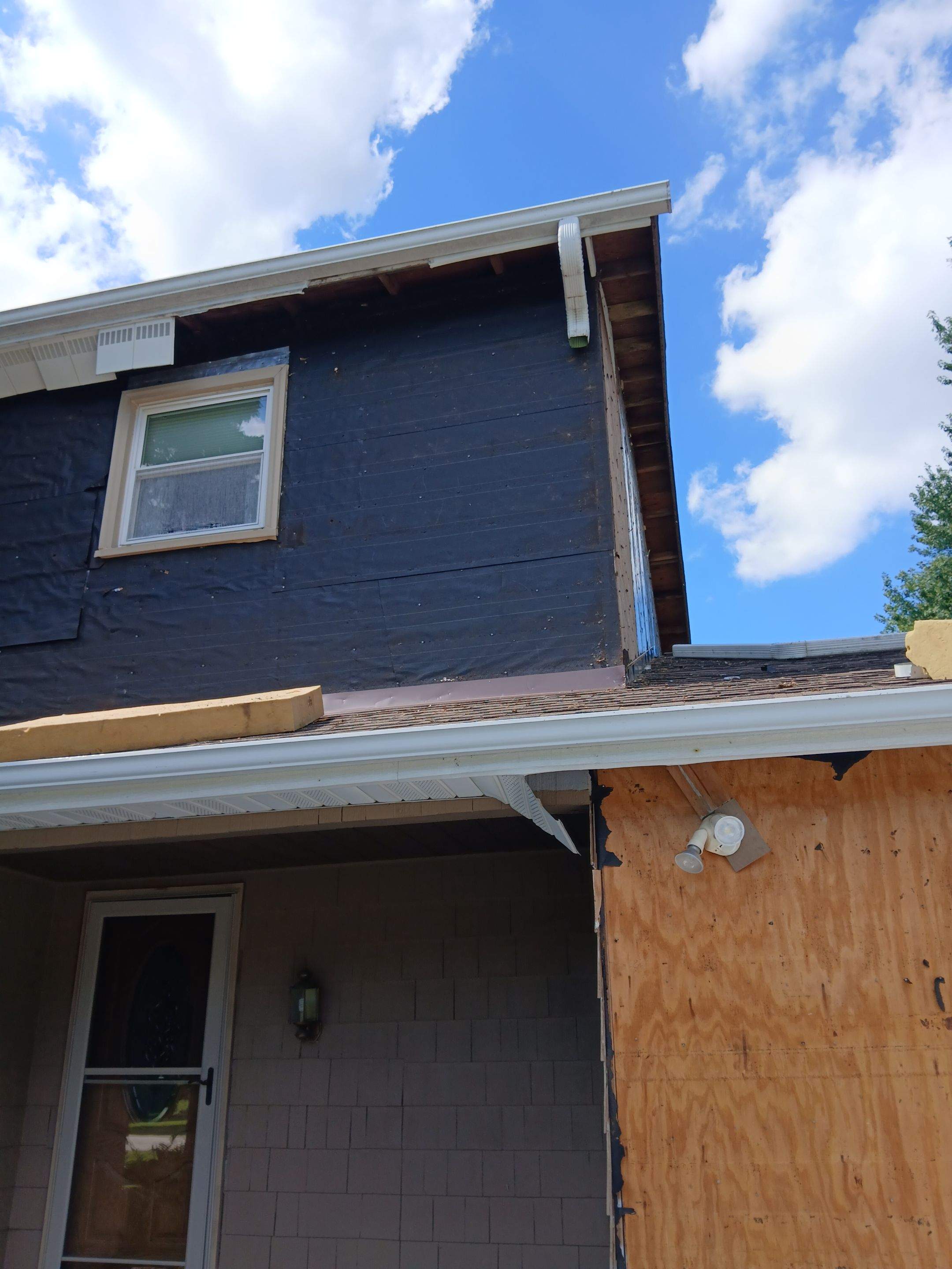 Hinze Siding by Gellings Roofing & Siding