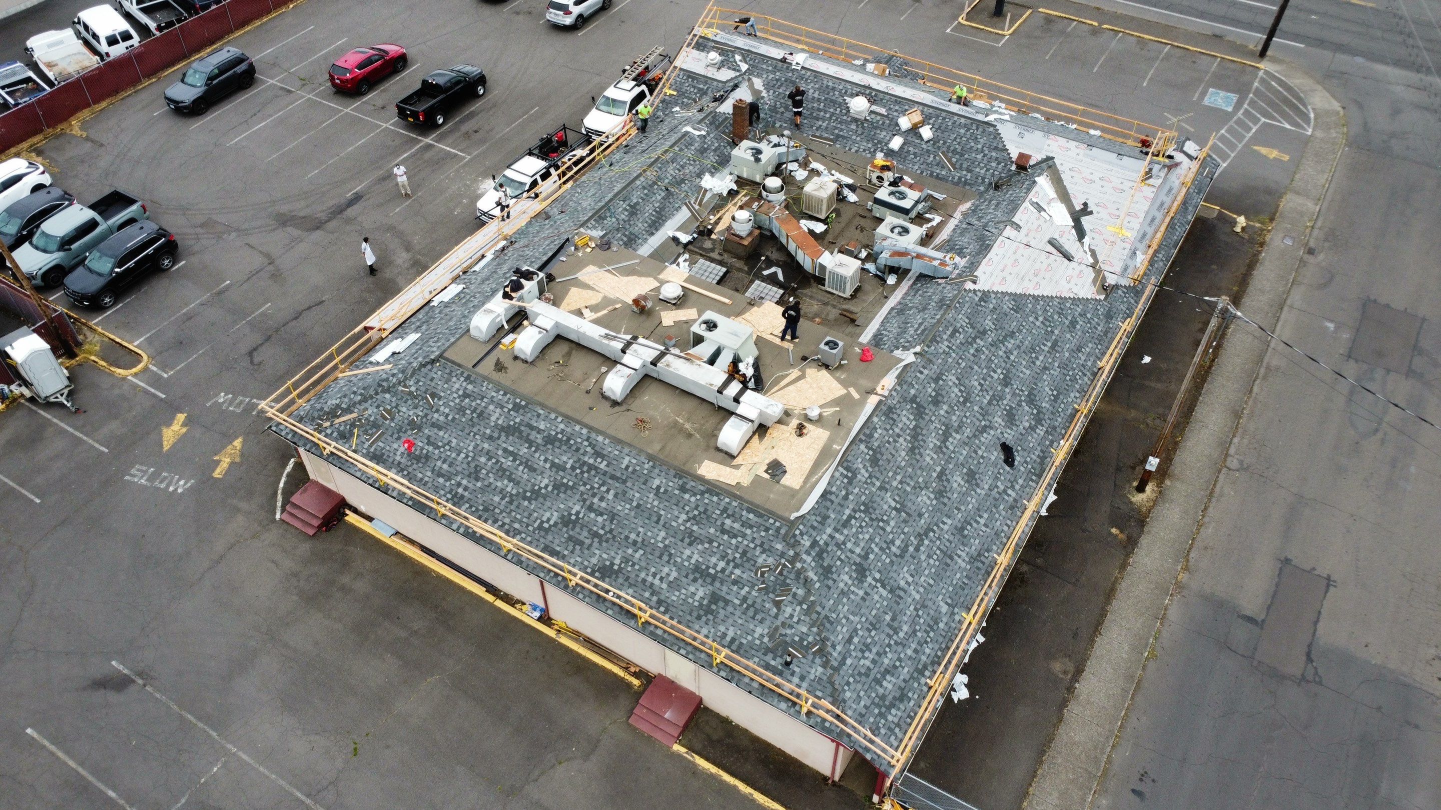 Summit Grey Lum Yun Salem Oregon Commercial Roof by Orezona Building & Roofing Company, Inc.