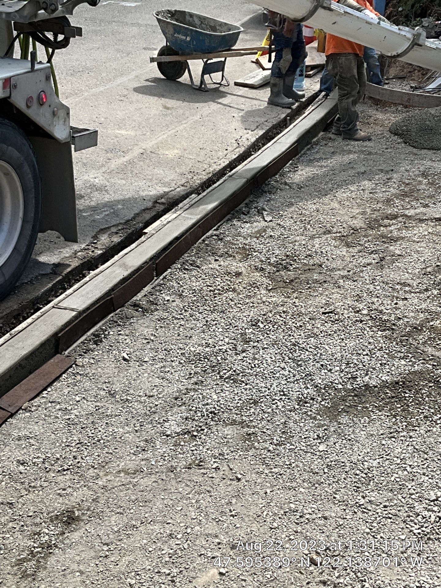 Bruce | Broom Finish Driveway, Concrete Project by Jireh Asphalt & Concrete Inc 