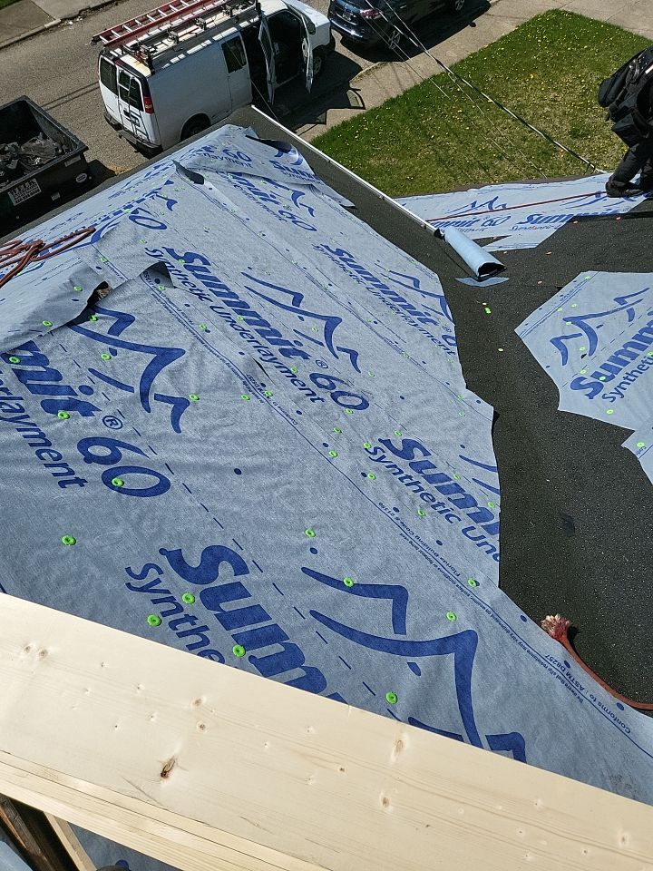 ATLAS PINNACLE COLOR: WEATHERED WOOD DRIP EDGE: MUSKET BROWN by Eagle Eye Roofing