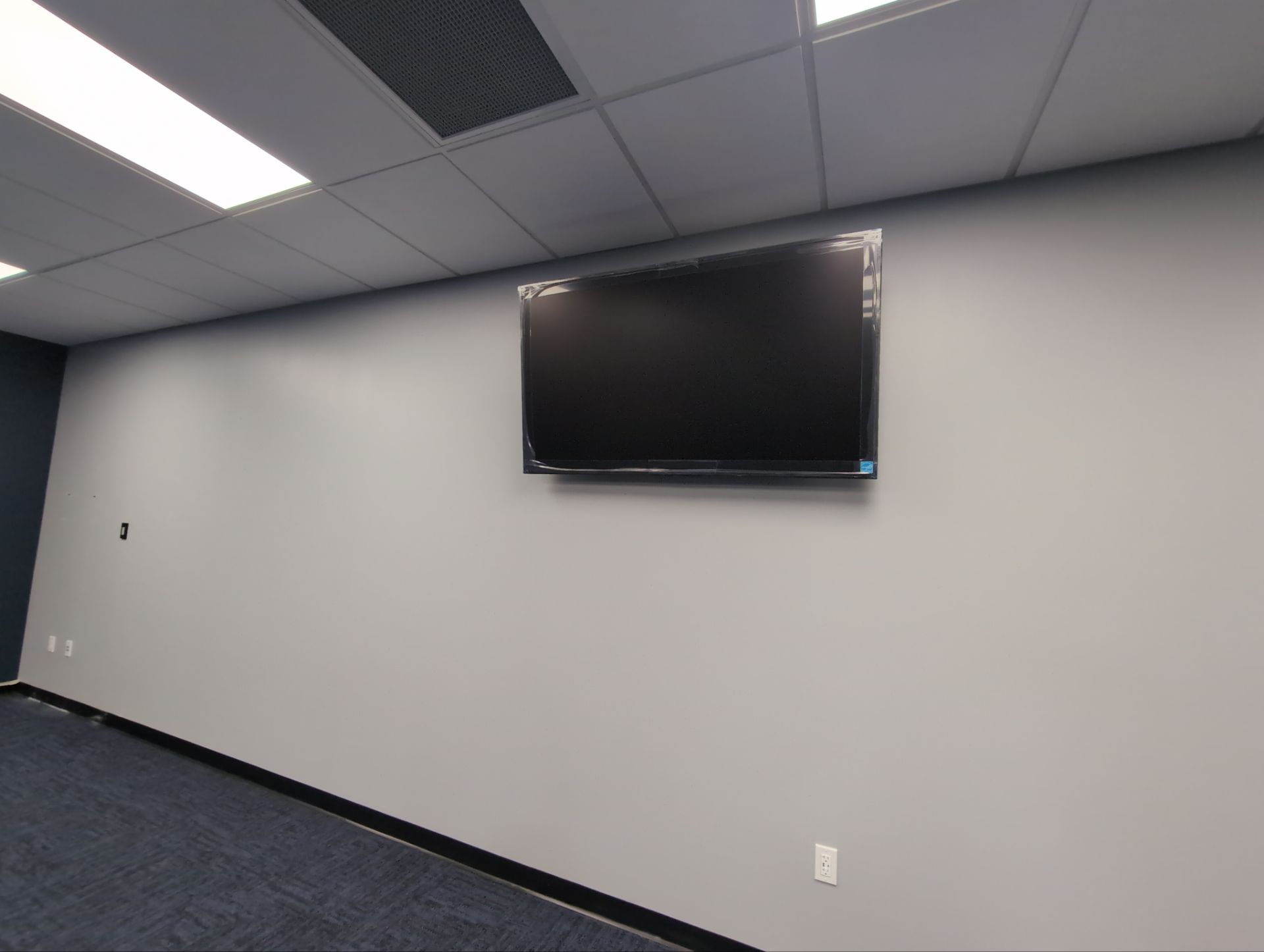 Commercial AV Integration and Network Infrastructure for Lebanon Facility by Techkinect