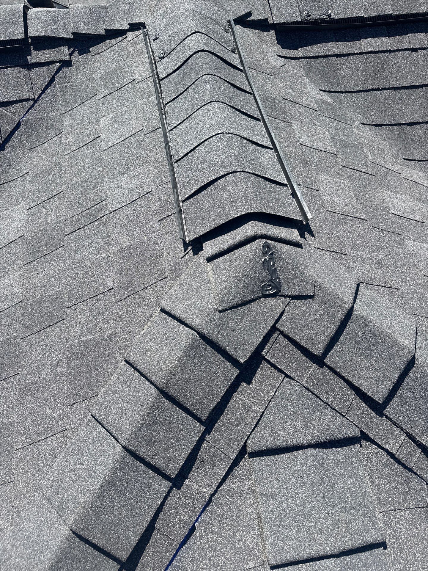 Huffman Roof Installation using Atlas Pinnacle Pristine by Modern BYLT Roofing & Construction