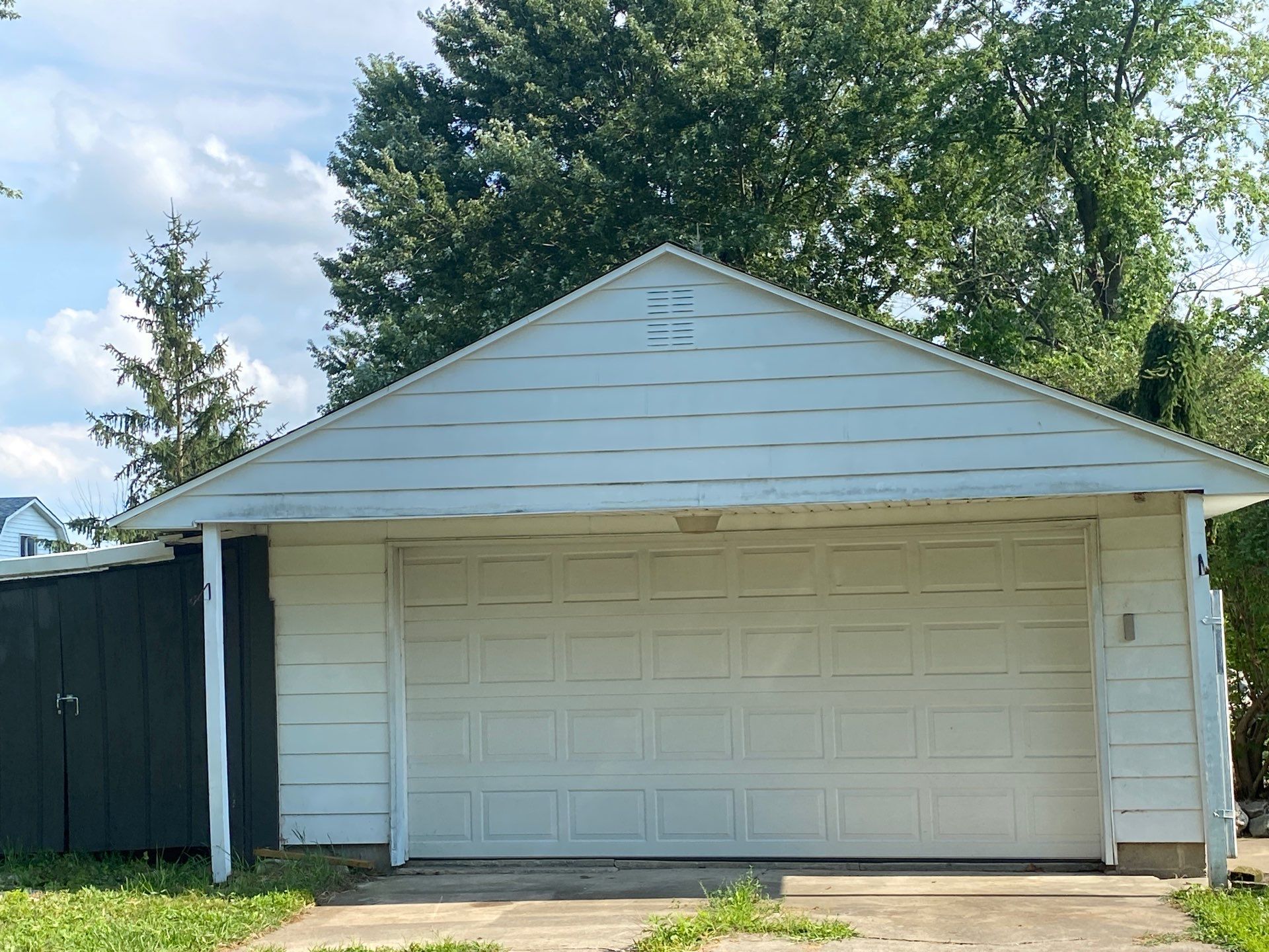 Project in Muncie, IN by Rodeffer Roofing INC