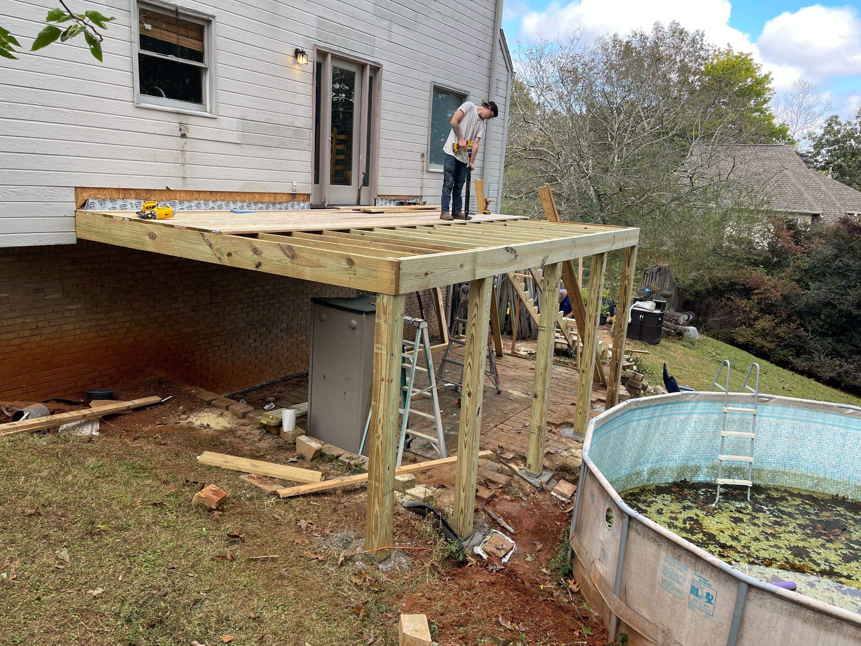 Balmoral Estates Screened Deck  by Pillar and Pine