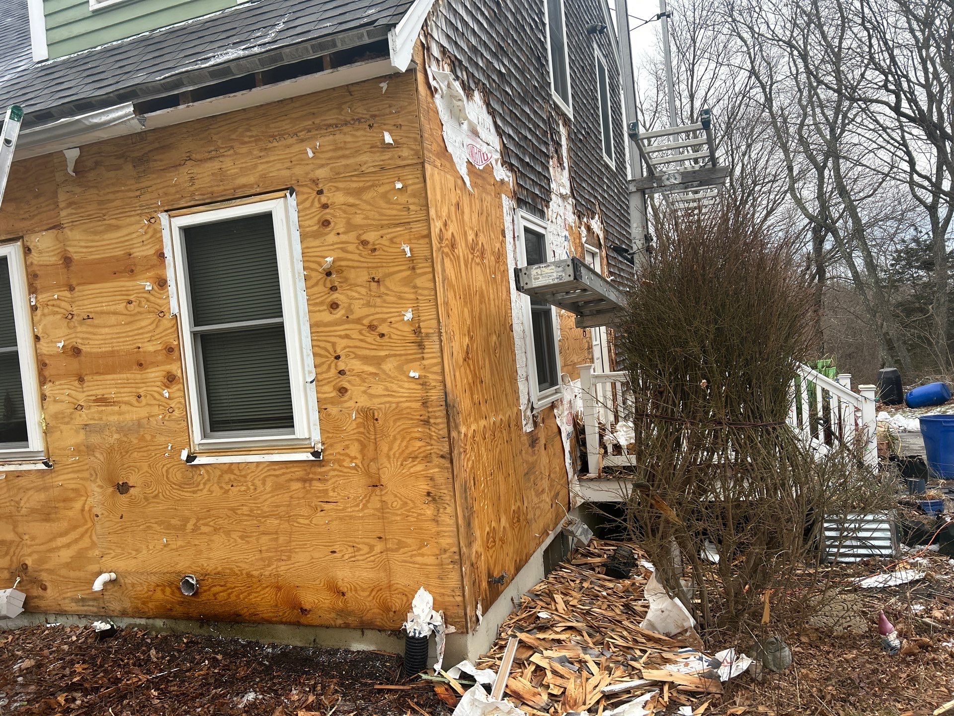 James Hardie siding in Dream Collection color - Dighton, MA by UBrothers Construction