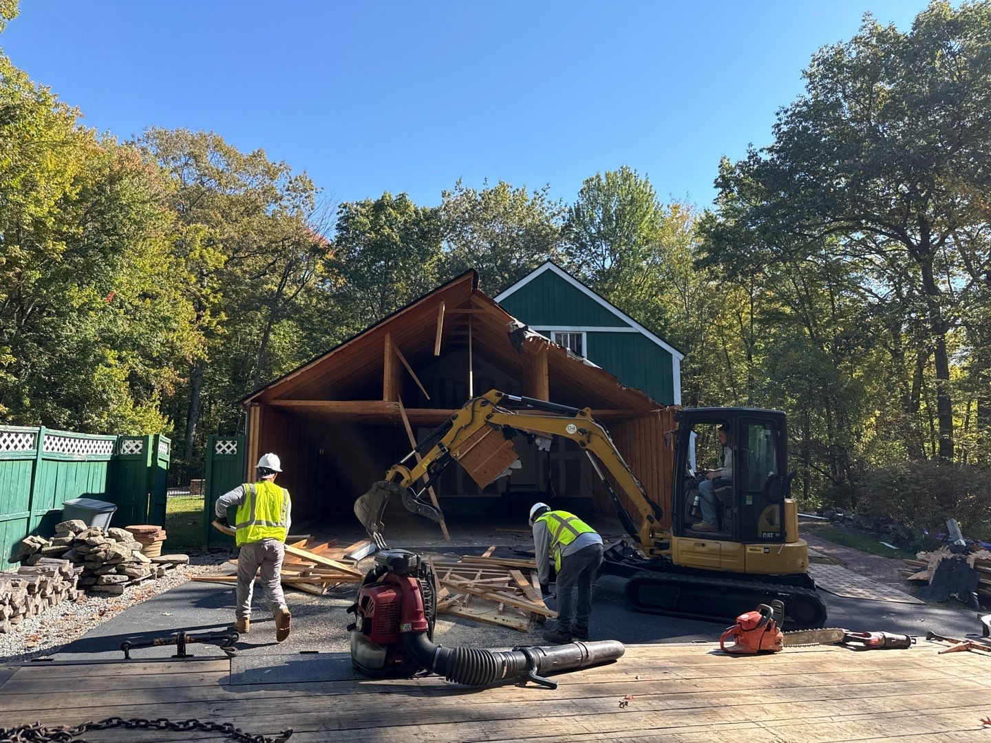 Custom ADU Construction with Vaulted In-Law Suite – LP SmartSide®, ZIP System® & Harvey® Windows by Sensible Home Solutions