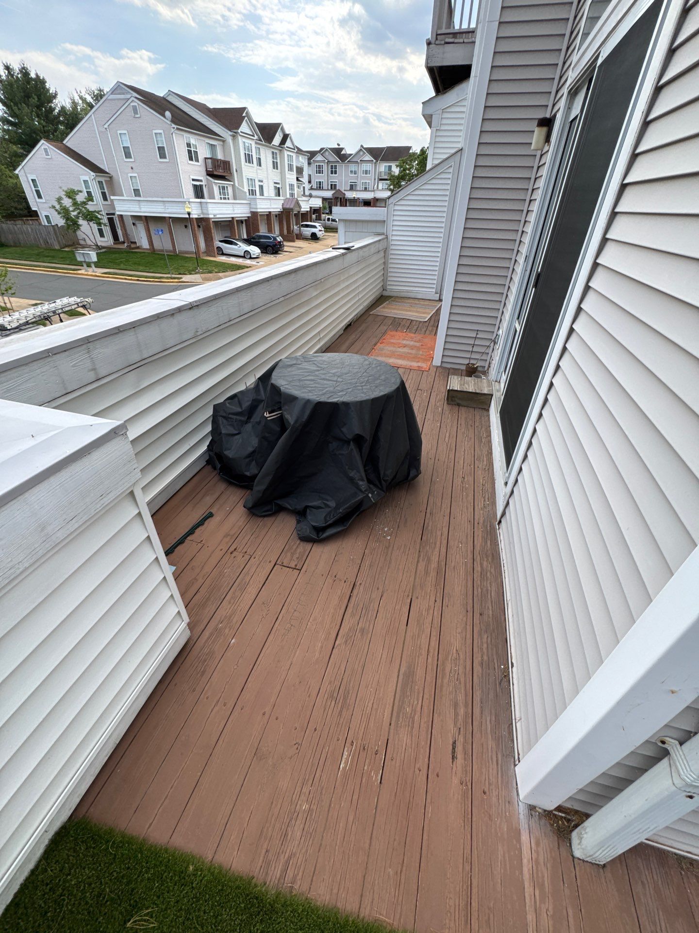 Deck Replacement and Window Capping in Ashburn by Ridge Armor Renovations