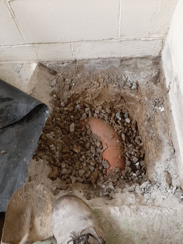 Wall Straightening and Reinforcement using Embedded Fiber Reinforcement by Toledo Basement Repair 