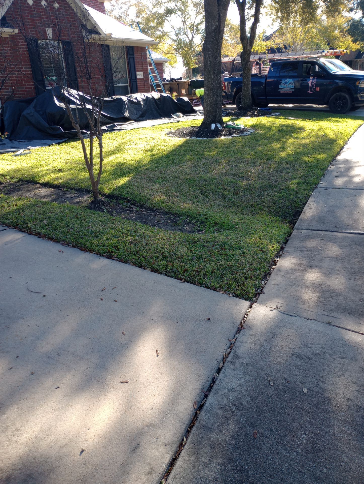 Residential Roofing Installation using Owen's Corning Duration (Lifetime) Shingles by Roof Repair Company