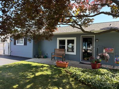 Full Vinyl Siding and Window Replacement in Levittown